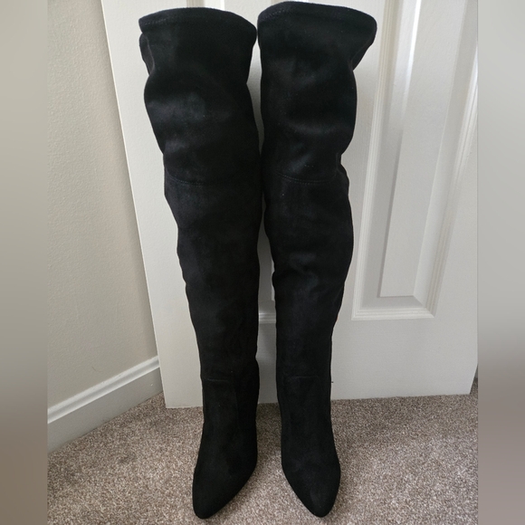 Elegant Black Women's Boots - Picture 2 of 6
